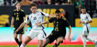 Cuartos de Final Copa Oro 2025: México y EE.UU. avanzan, Guatemala da la sorpresa Jugadores hispanos celebran un gol durante los cuartos de final de la Copa Oro 2025 en Estados Unidos.